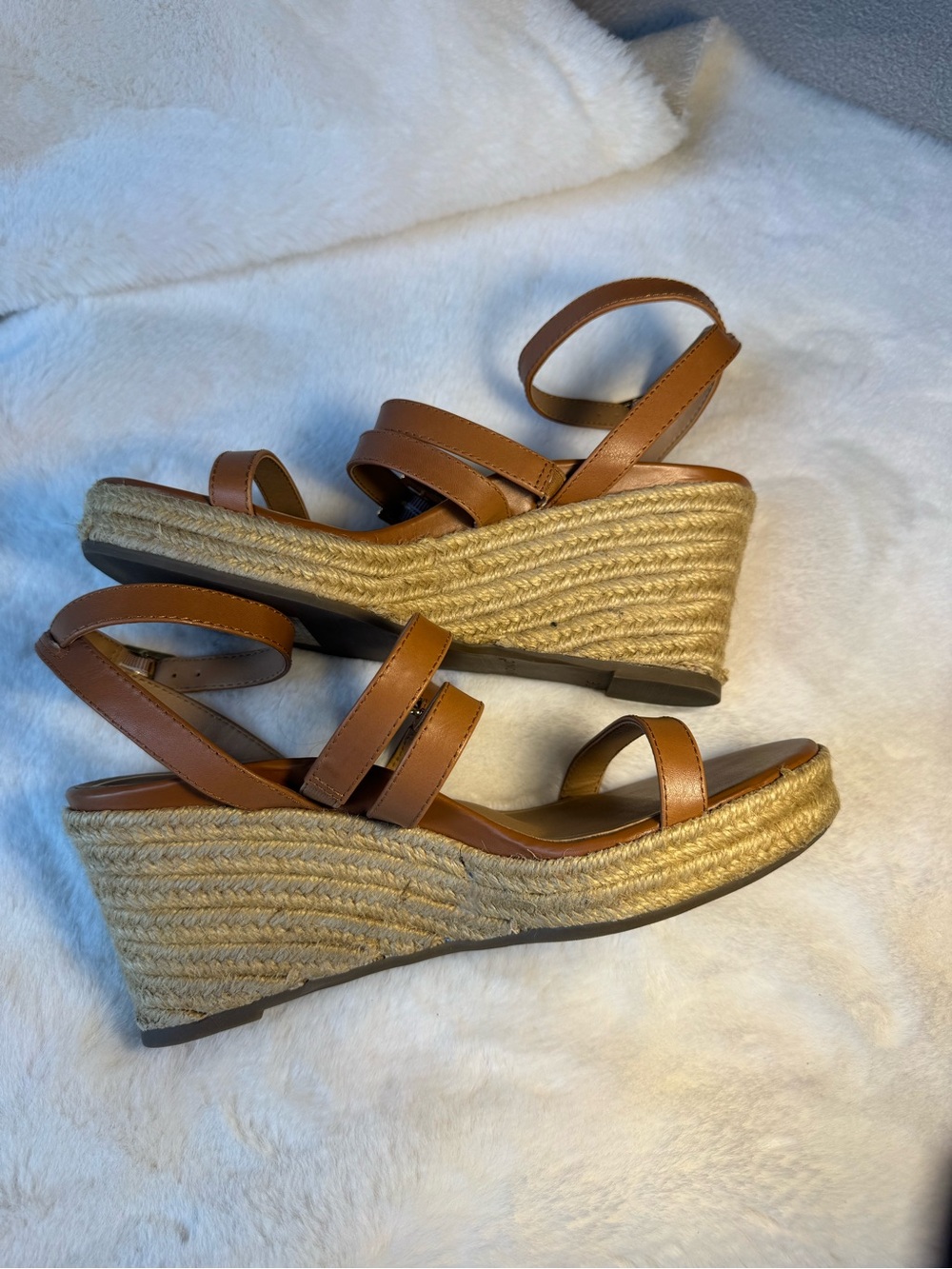 Vionic Sabina Tan Leather Strappy Espadrille Wedge Sandals Size 8 - Picture 3 of 7